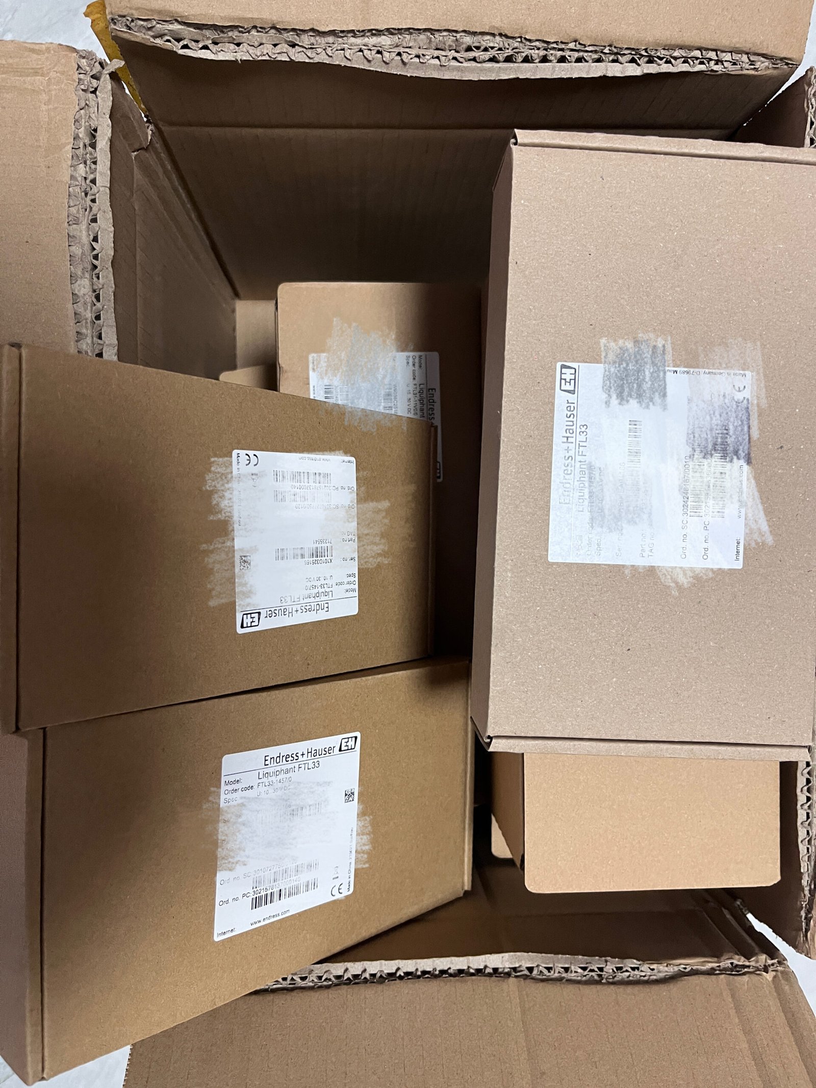 E+H Endress+Hauser Proline Promass F 500 Coriolis flowmeter 8F5B40-BBECCCGAFBAB2ASAAASBA2 - Image 5