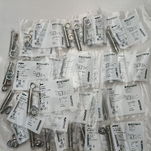 BALLUFF Inductive proximity switches and proximity sensors BES0178 BES 516-131-S4-C - Image 3