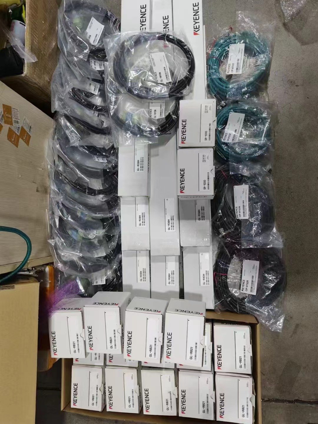 New Original Keyence Gt-H22L General Purpose Digital Contact Sensor Gth22L Fast Shipping - Image 4