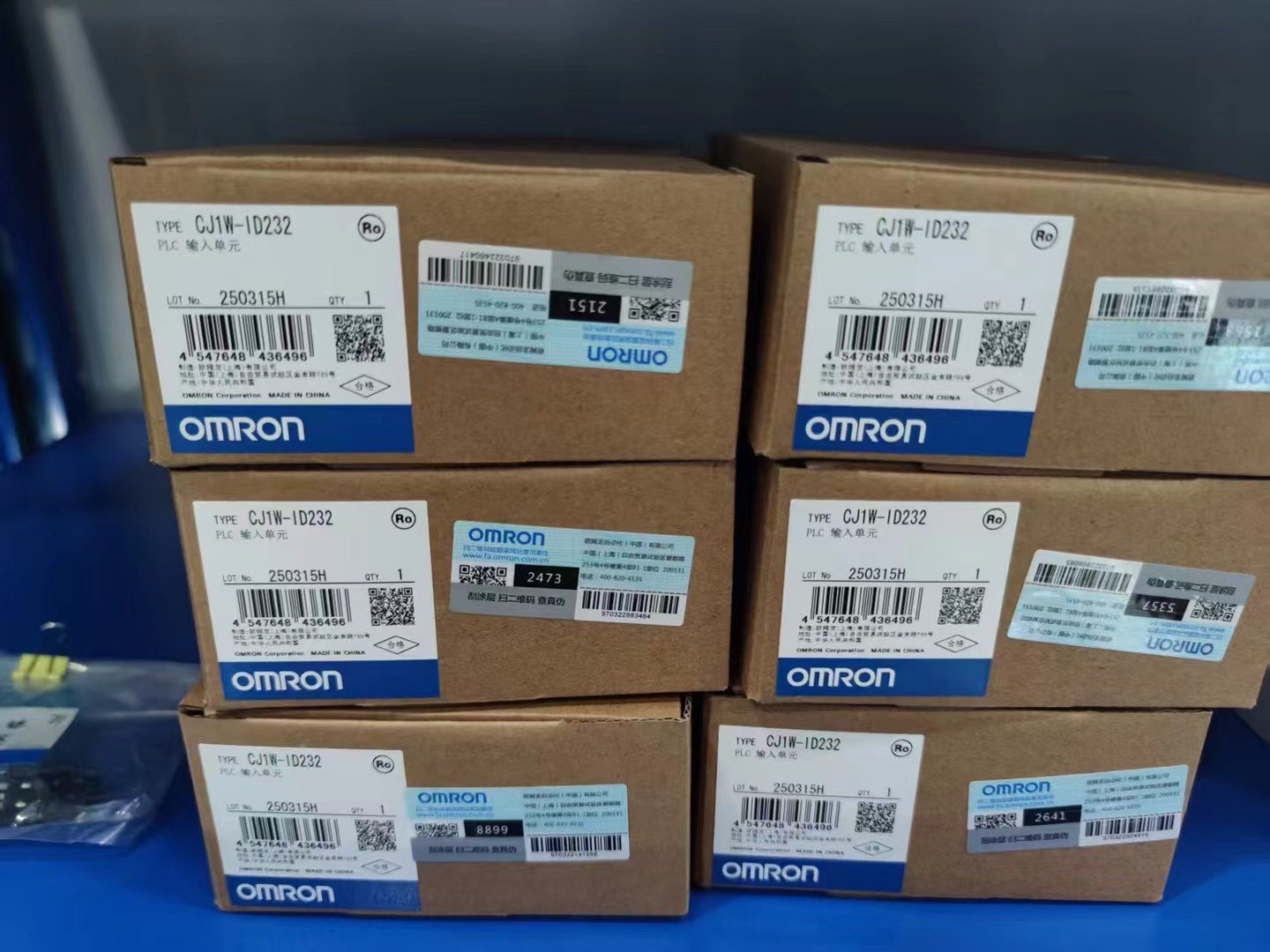 New Original Omron E2b-M18kN16-M1-B1 Inductive Threaded Barrel Proximity Sensor E2bm18kN16m1b1 - Image 4